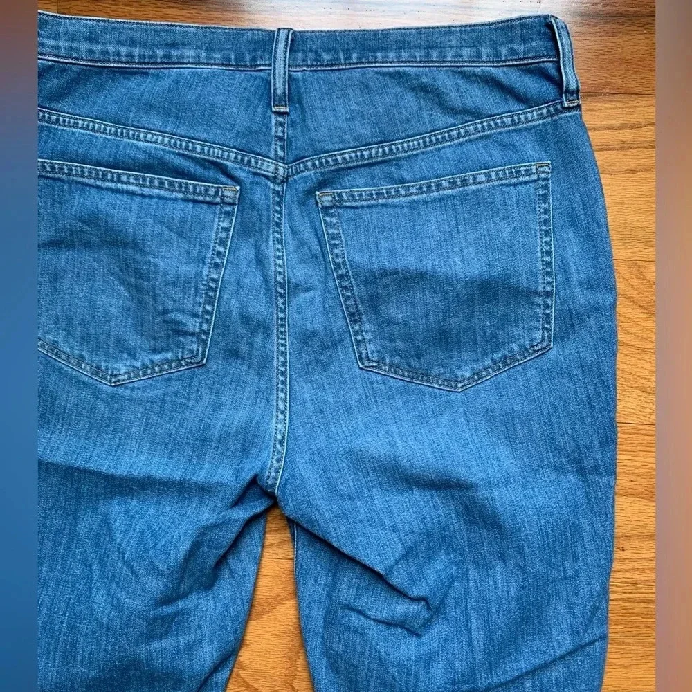 J. Crew Women Mid-Rise Flare Crop Jeans size 31 Raw Hem Medium Blue Wash Classic - Picture 6 of 7